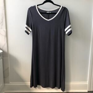 Maurices Women's Gray Short Sleeve T-Shirt Dress Size S
